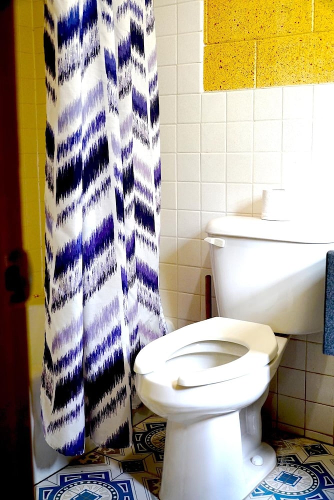 American Inn And Suites 37/47