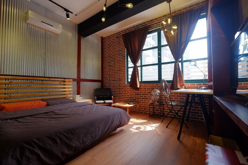 Baker Street Design Inn 11/49