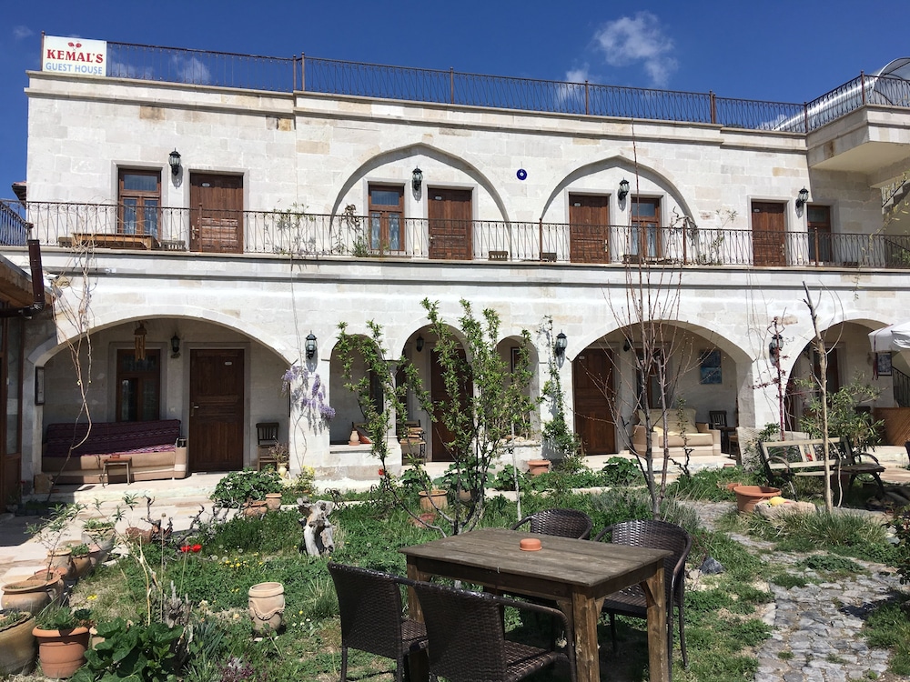 Kemal's Guest House 6/50