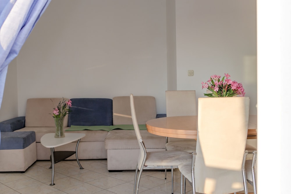 Aparthotel Marina Gromela 18/43