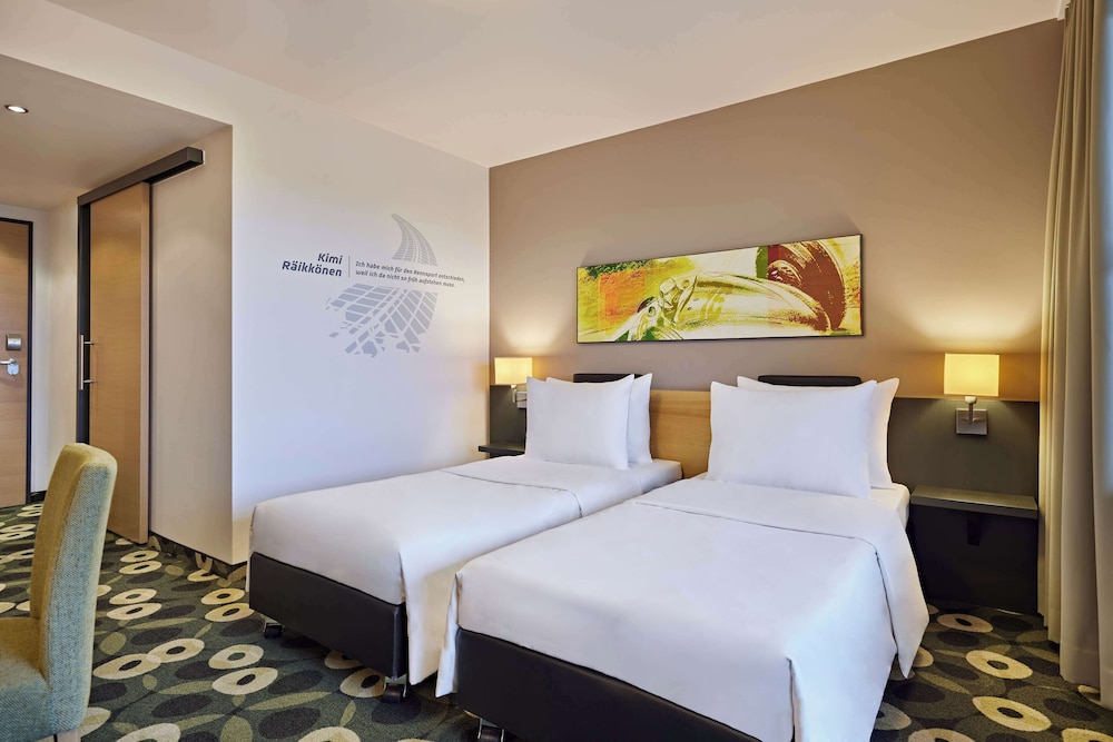 Room, Twin Beds, Balcony