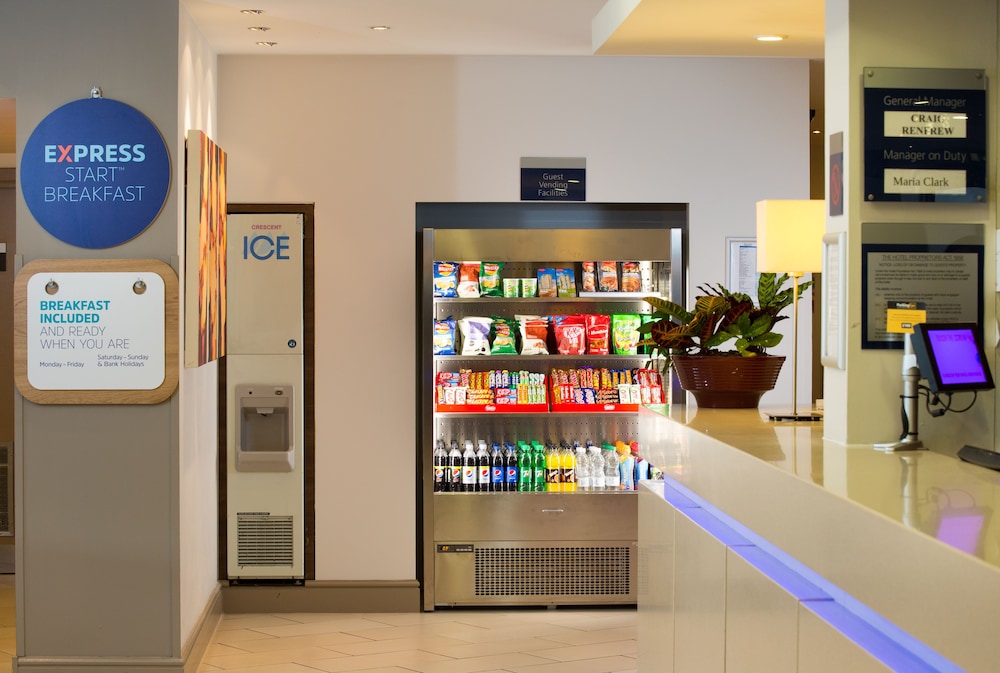 Express By Holiday Inn Glasgow Airport 30/54