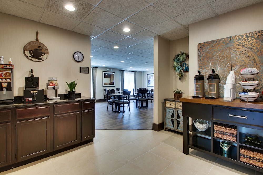 Wingfield Inn Suites 12/49