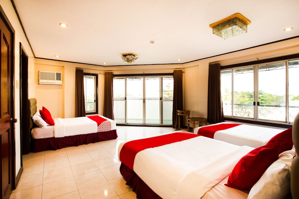 Humberto's Hotel 44/53