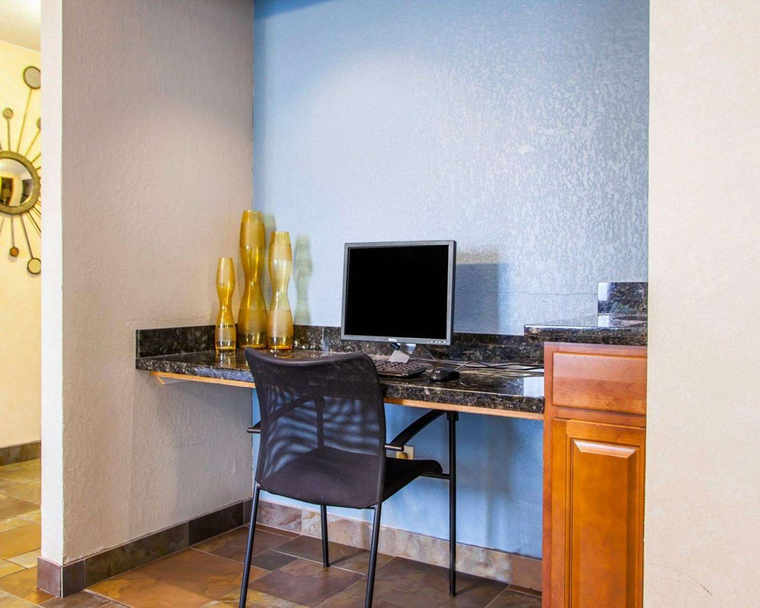 Quality Inn & Suites Ankeny-Des Moines 40/43