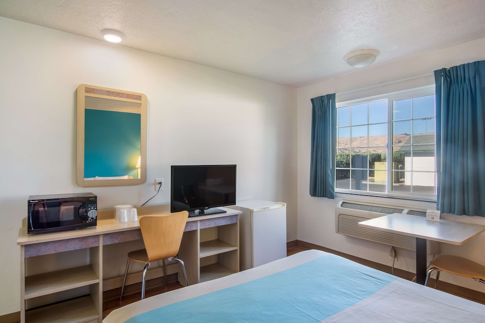 Motel6 The Dalles, OR 27/41