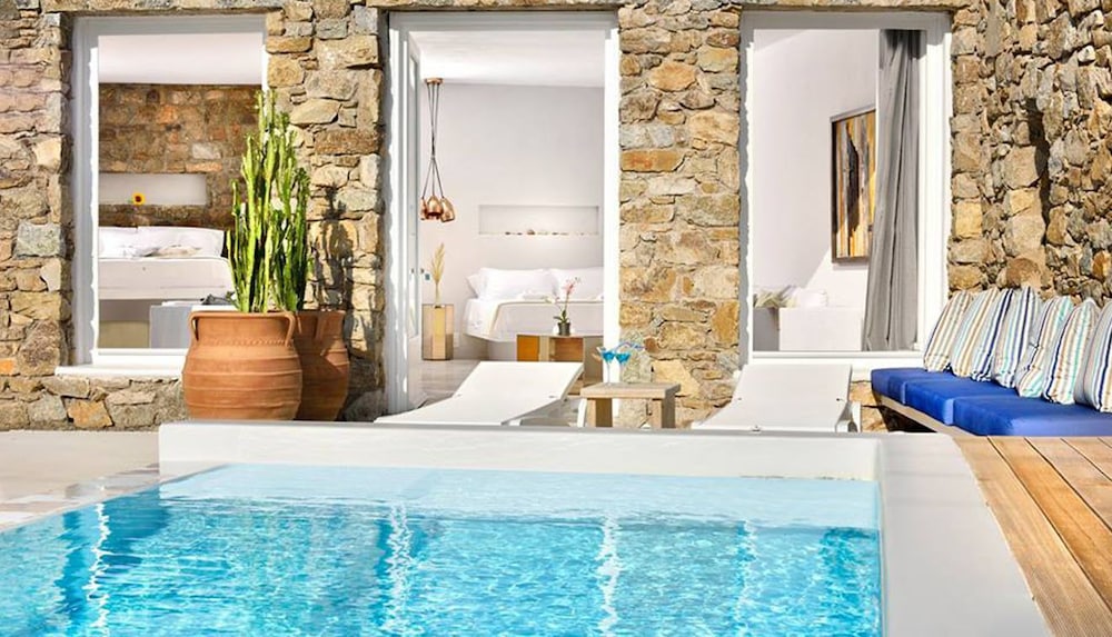 Mykonos Pantheon 22/50