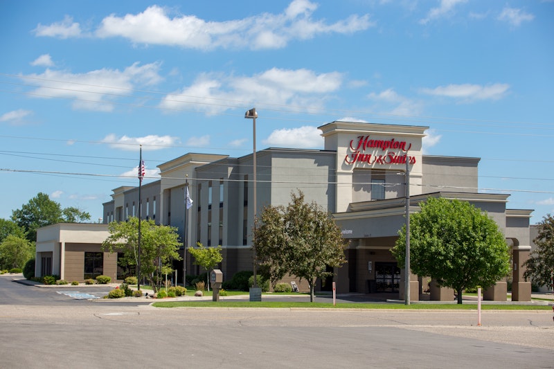 Hampton Inn & Suites Alexandria MN 45/50
