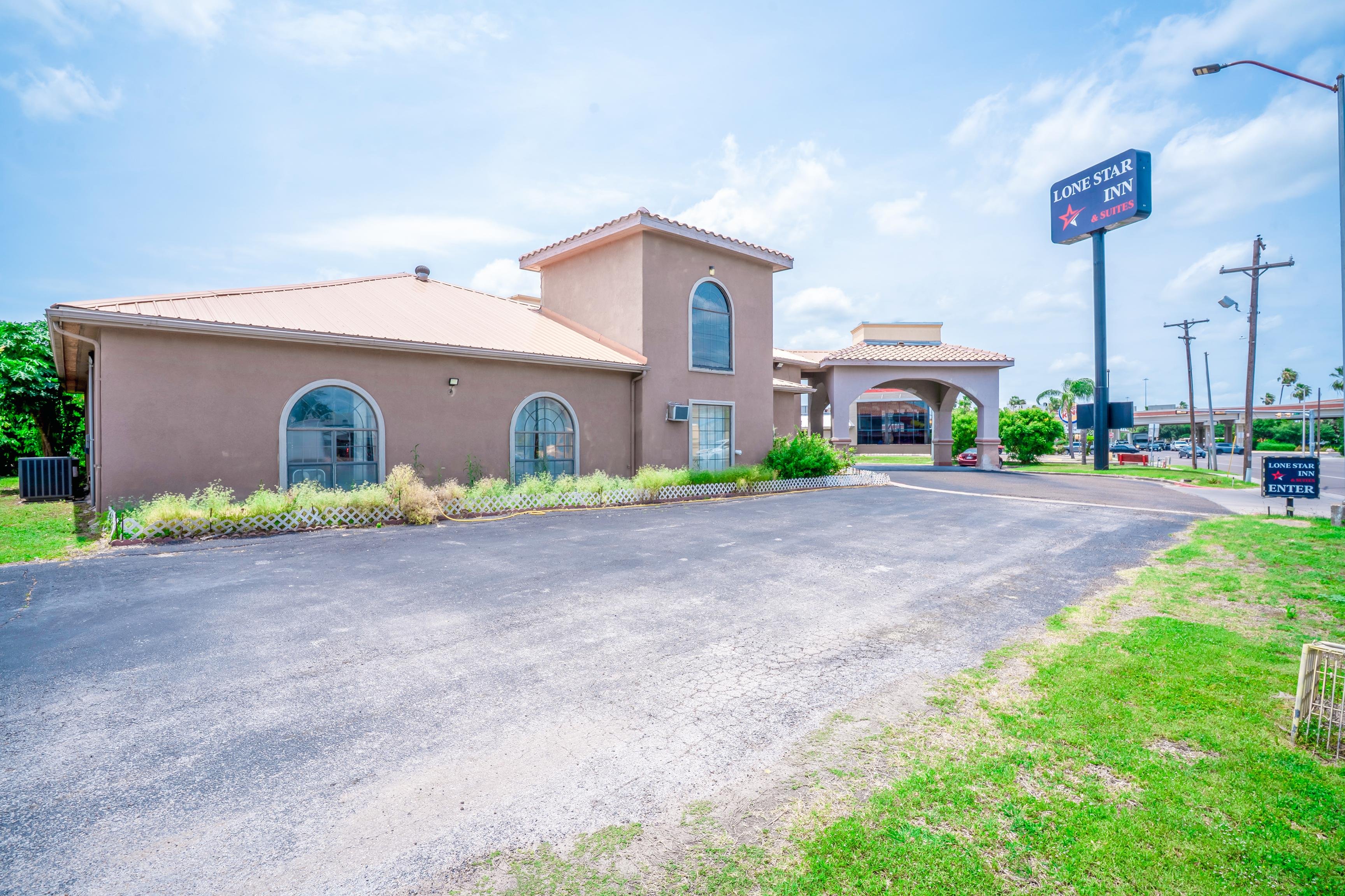 Lone Star Inn & Suites Harlingen TX 49/60