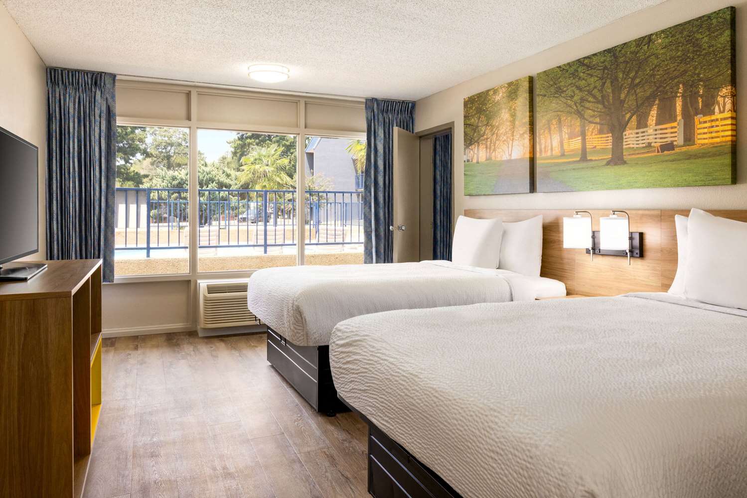 Days Inn By Wyndham Mccomb Ms 4/30
