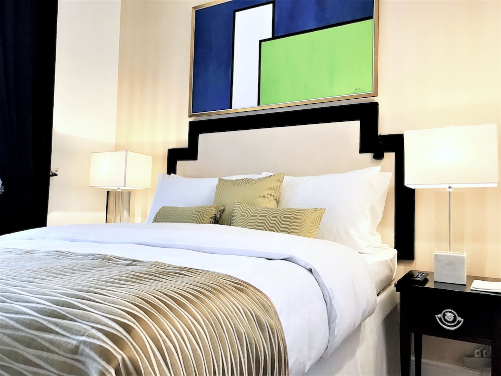 2 BEDROOMS, DELUXE, LUXURY, SUITE, OLD TOWN VIEW