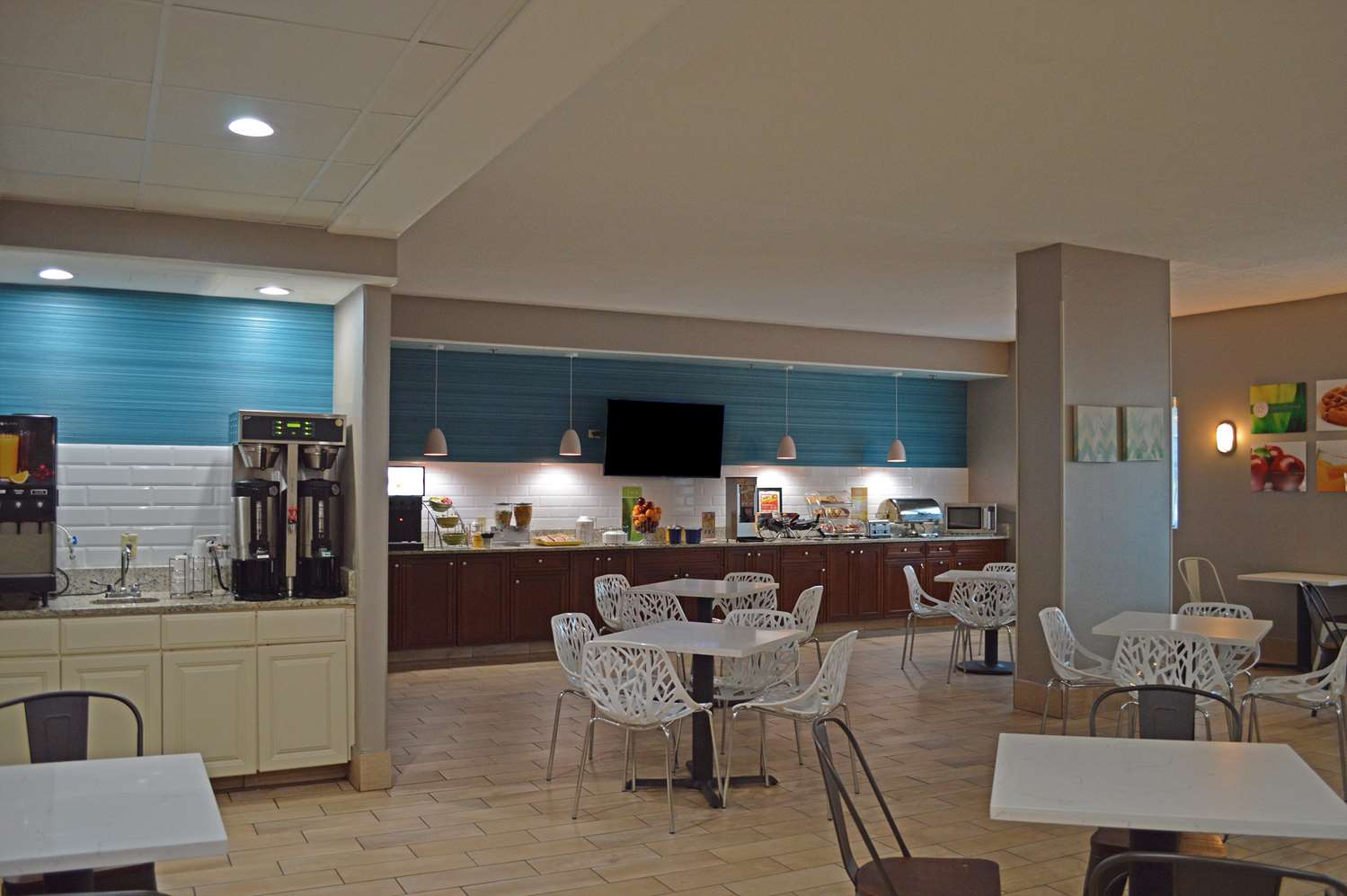 Country Inn & Suites by Radisson, Rehoboth Beach - Dewey 28/33