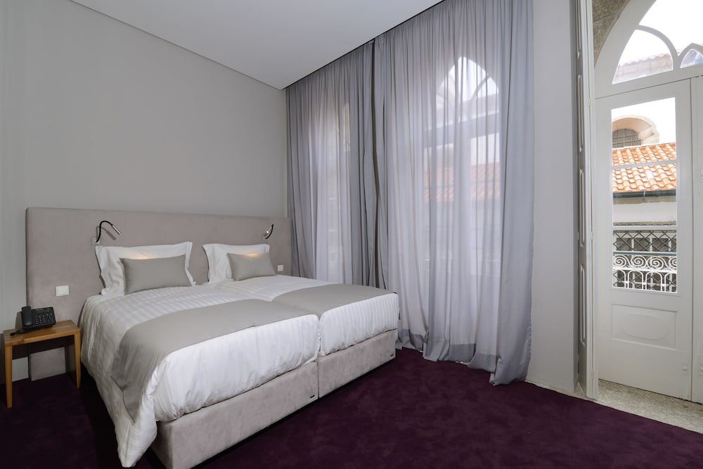 Emaj Guimaraes Boutique Hotel 18/41