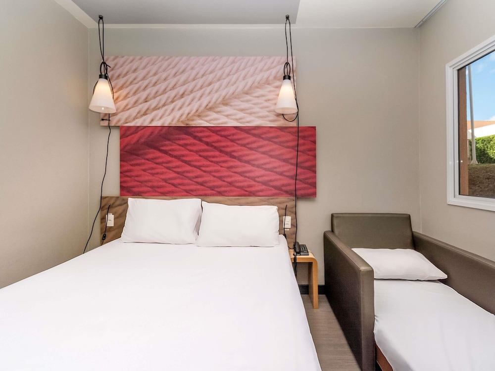 Ibis Campo Grande 20/45
