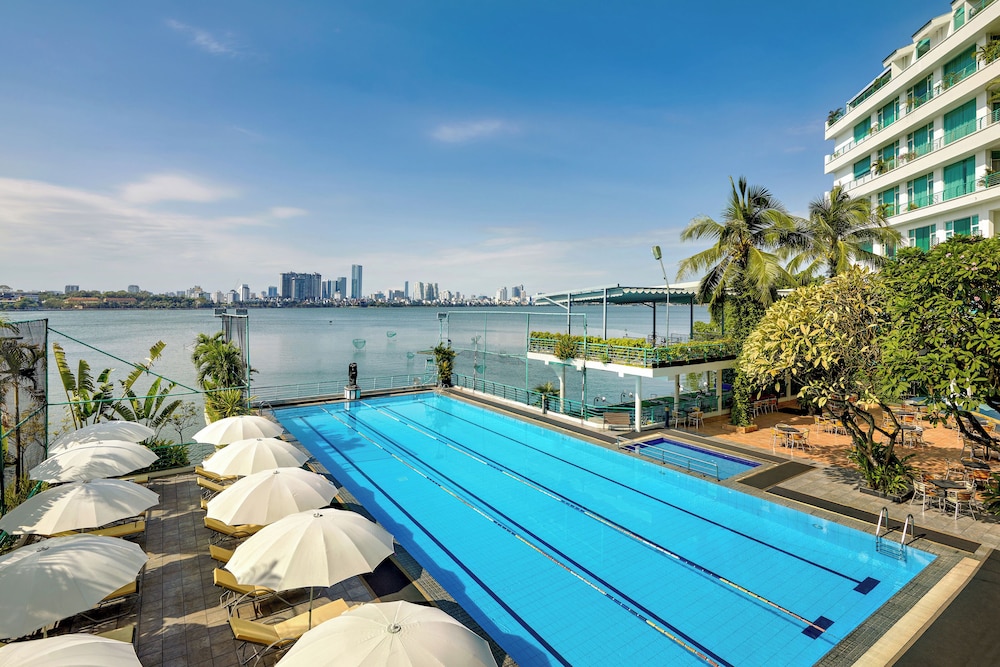 The Hanoi Club Hotel Lake Palais Residences 38/61