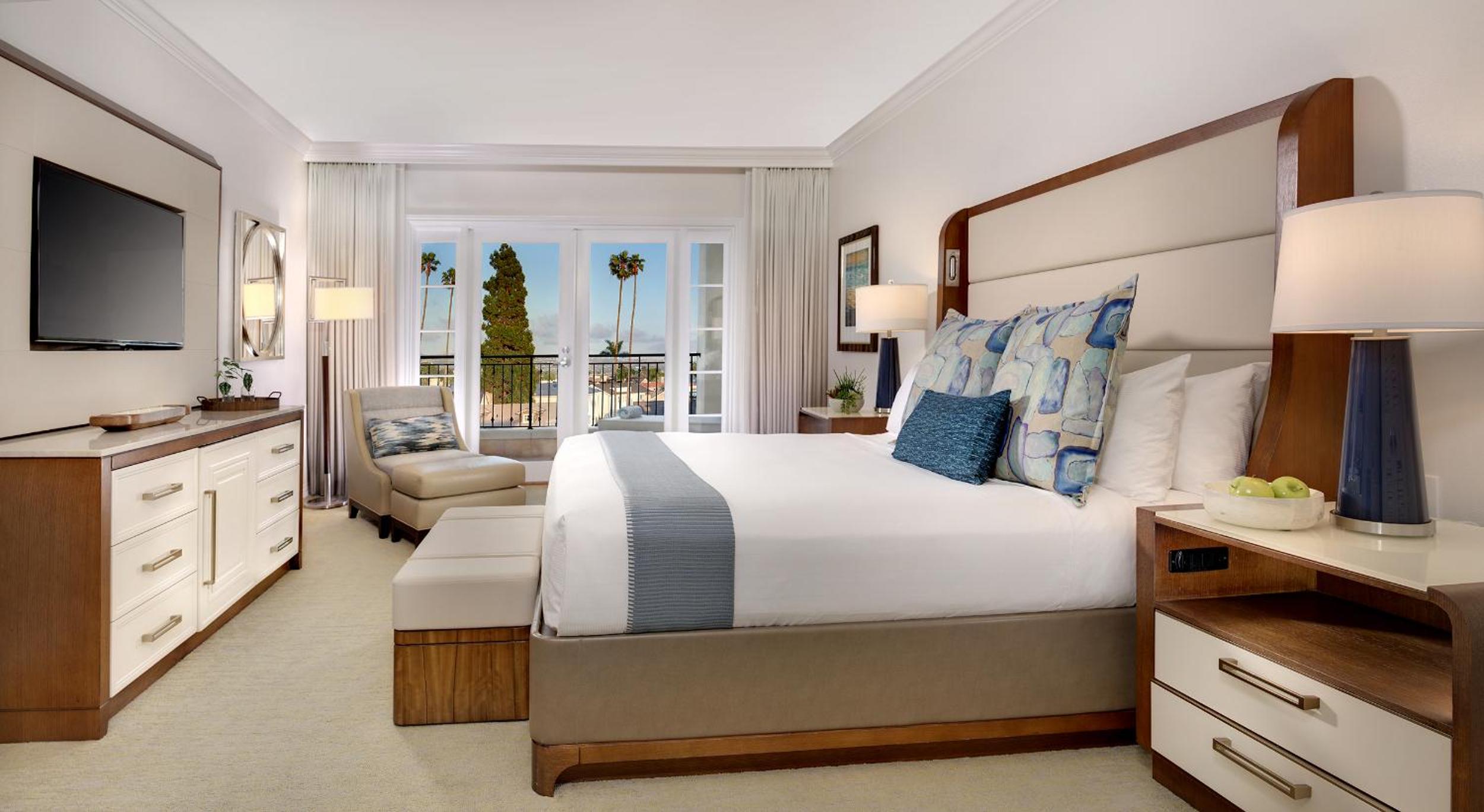 1 Bedroom, Newport, Suite, King Bed, Accessible