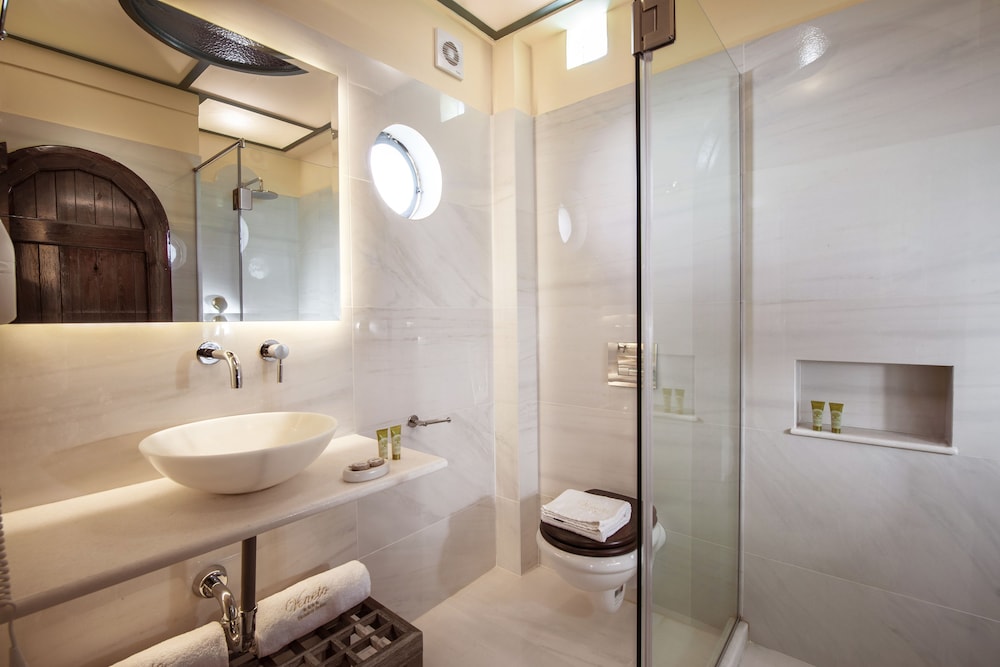Veneto Boutique Hotel 74/77
