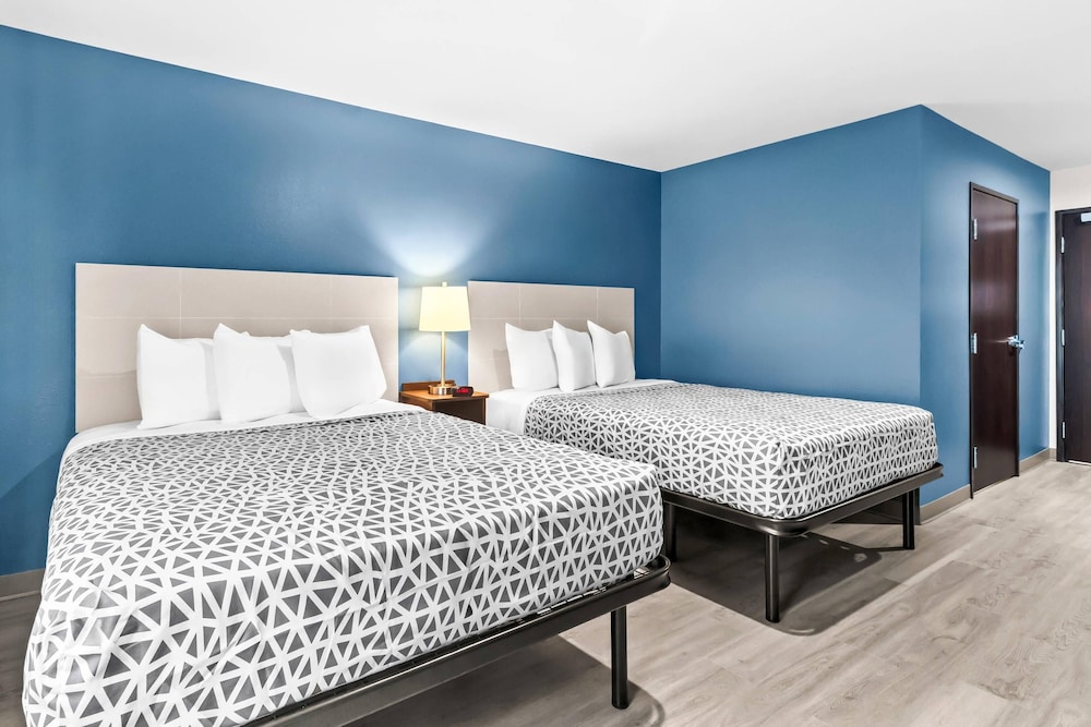 WoodSpring Suites South Houston Hobby 20/48