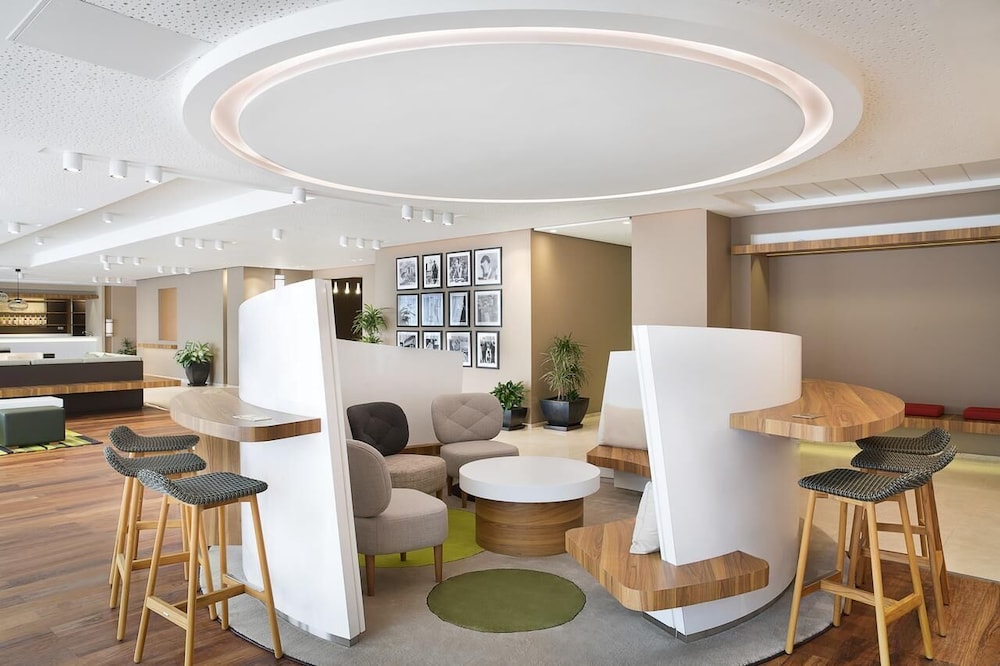 Park Mall Hotel & Conference Center 33/38