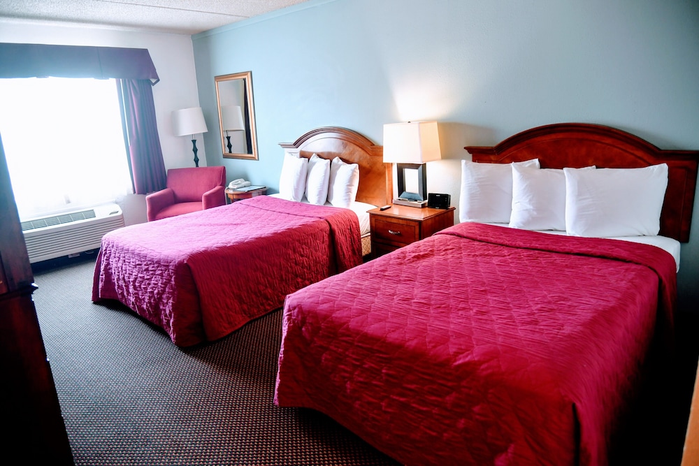 Douglas Inn Amp Conference Center 9/50