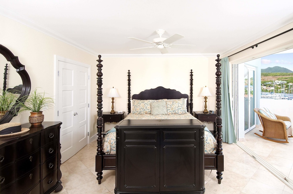 Oyster Bay Beach Resort 4/48