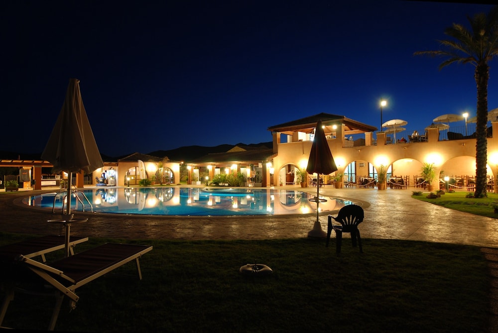 Eden Village Alma Resort 49/52