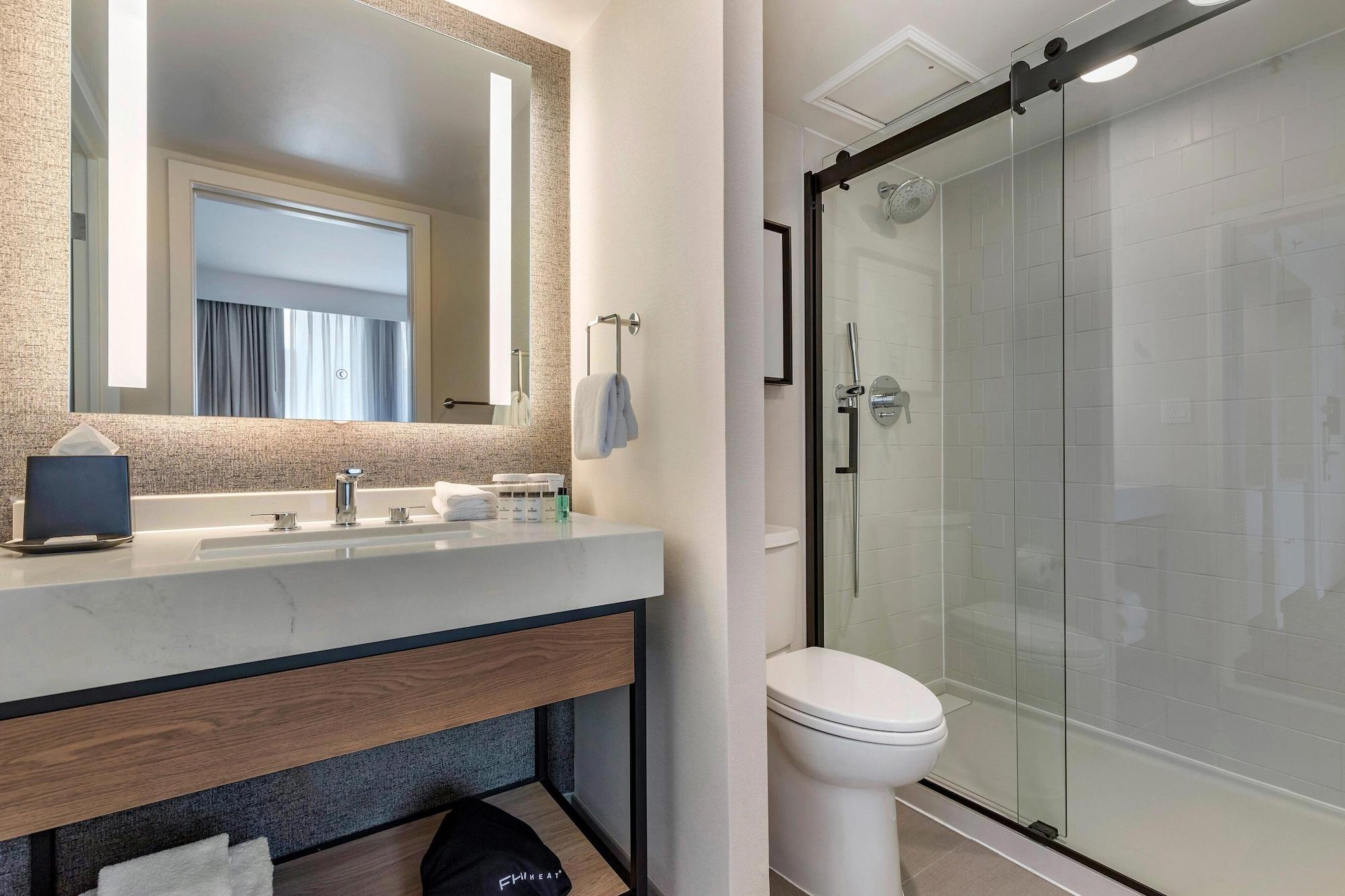 جناح استوديو كلوب بغرفة نوم واحدة، Sheraton Suites Old Town Alexandria 4/5