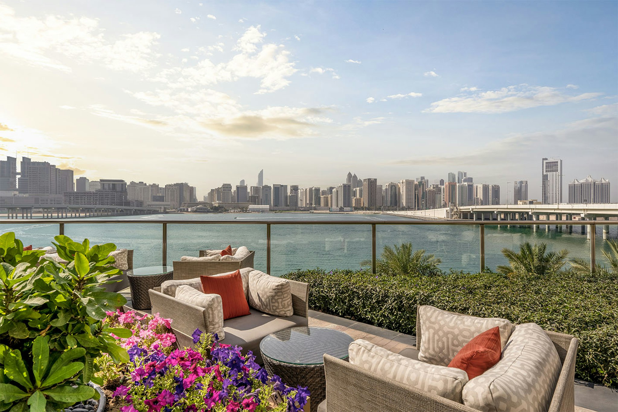 Four Seasons Hotel Abu Dhabi at Al Maryah Island 35/36
