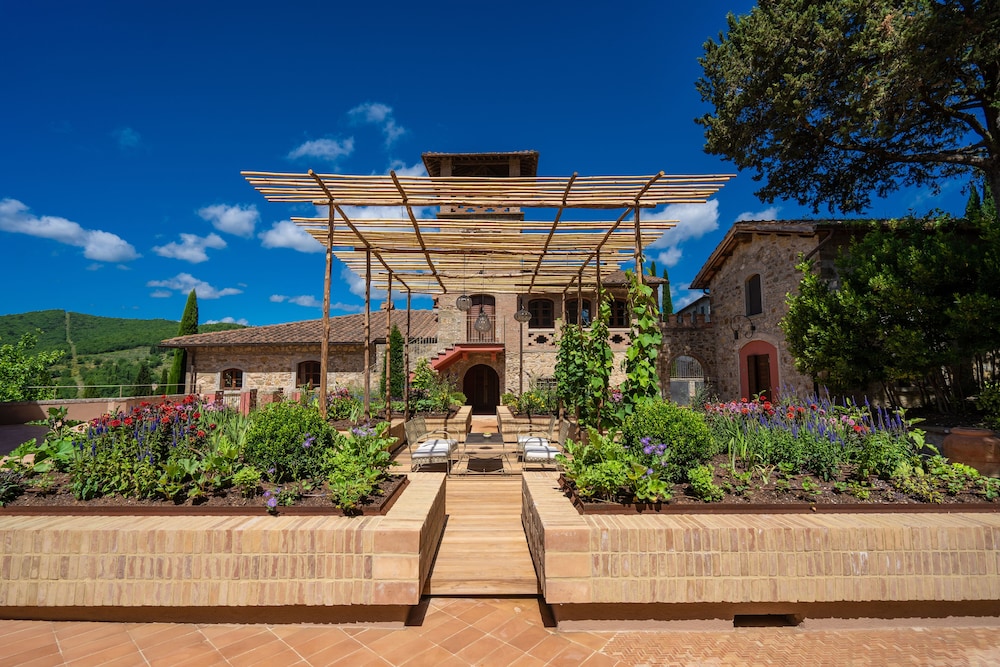 Villa Campomaggio 3/74