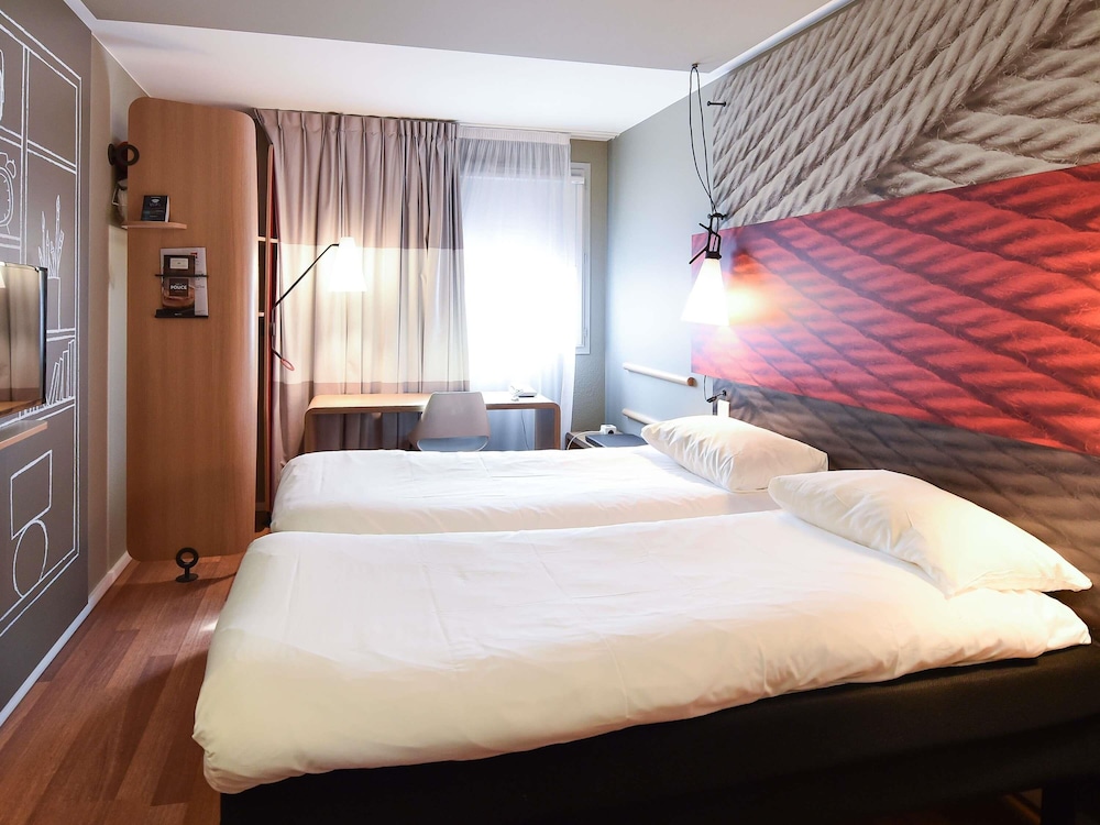Ibis Dijon Centre Clemenceau 25/74