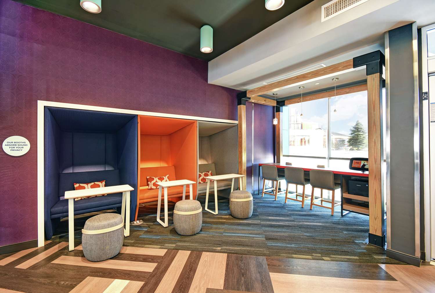 lounge