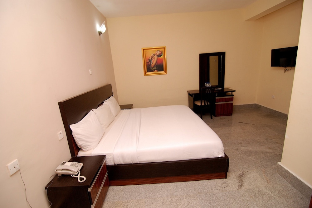STANDARD, DOUBLE BED