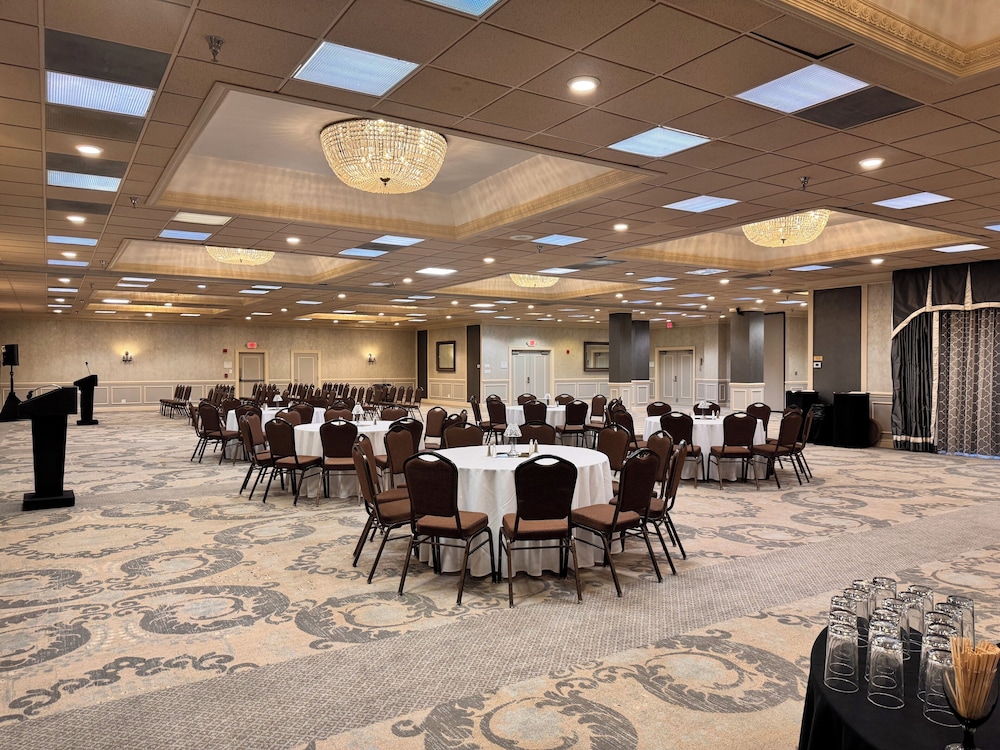 Clayton Plaza Hotel 54/65