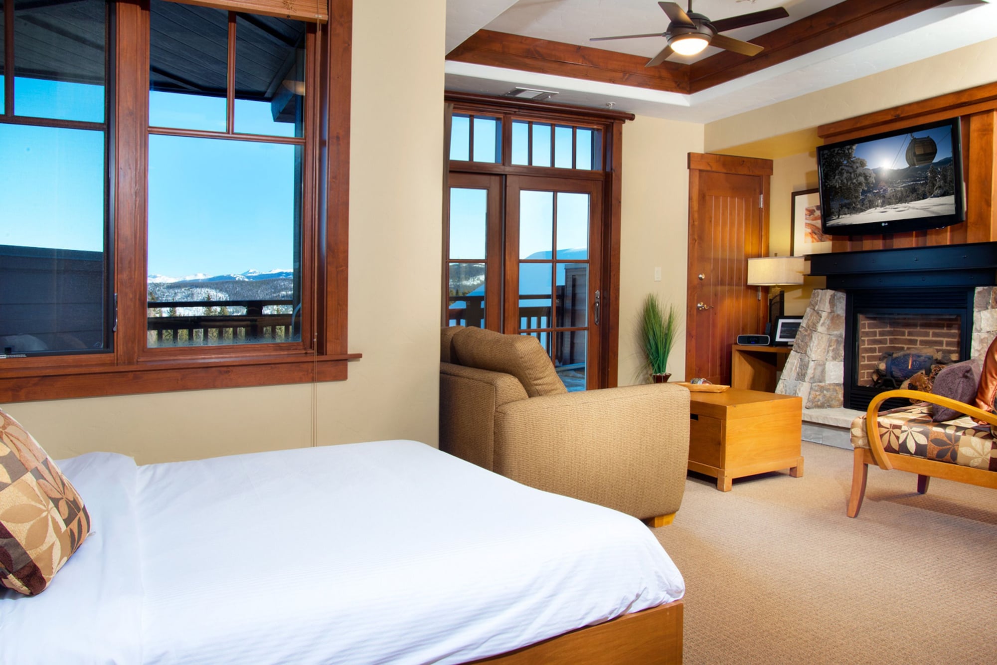 Condominium, Studio, Queen Bed, Sofa