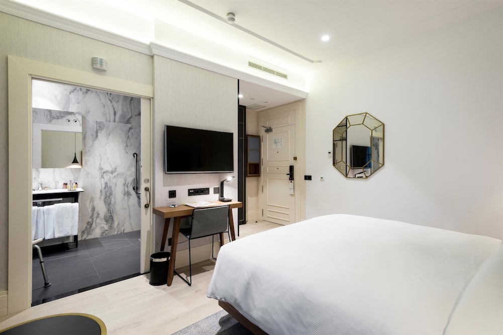 Doubletree By Hilton Madrid Prado 25/48