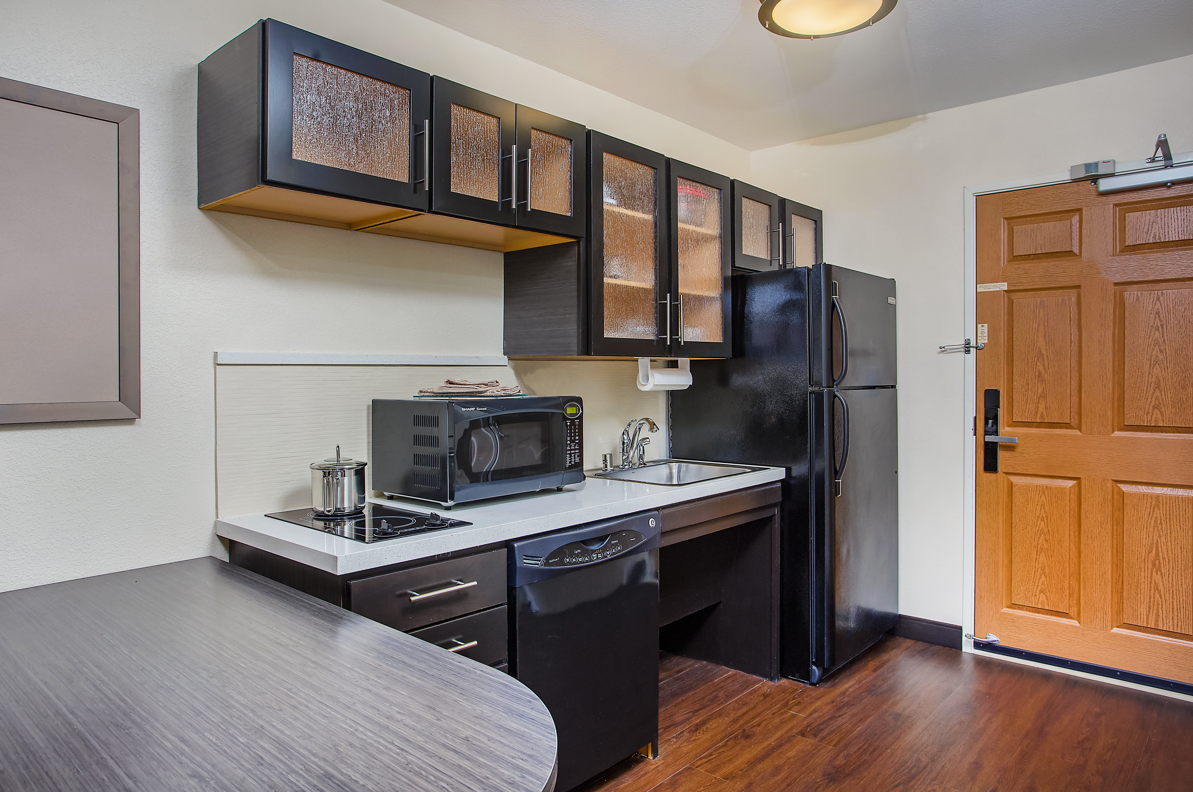 CANDLEWOOD SUITES BOWLING GREEN 52/69