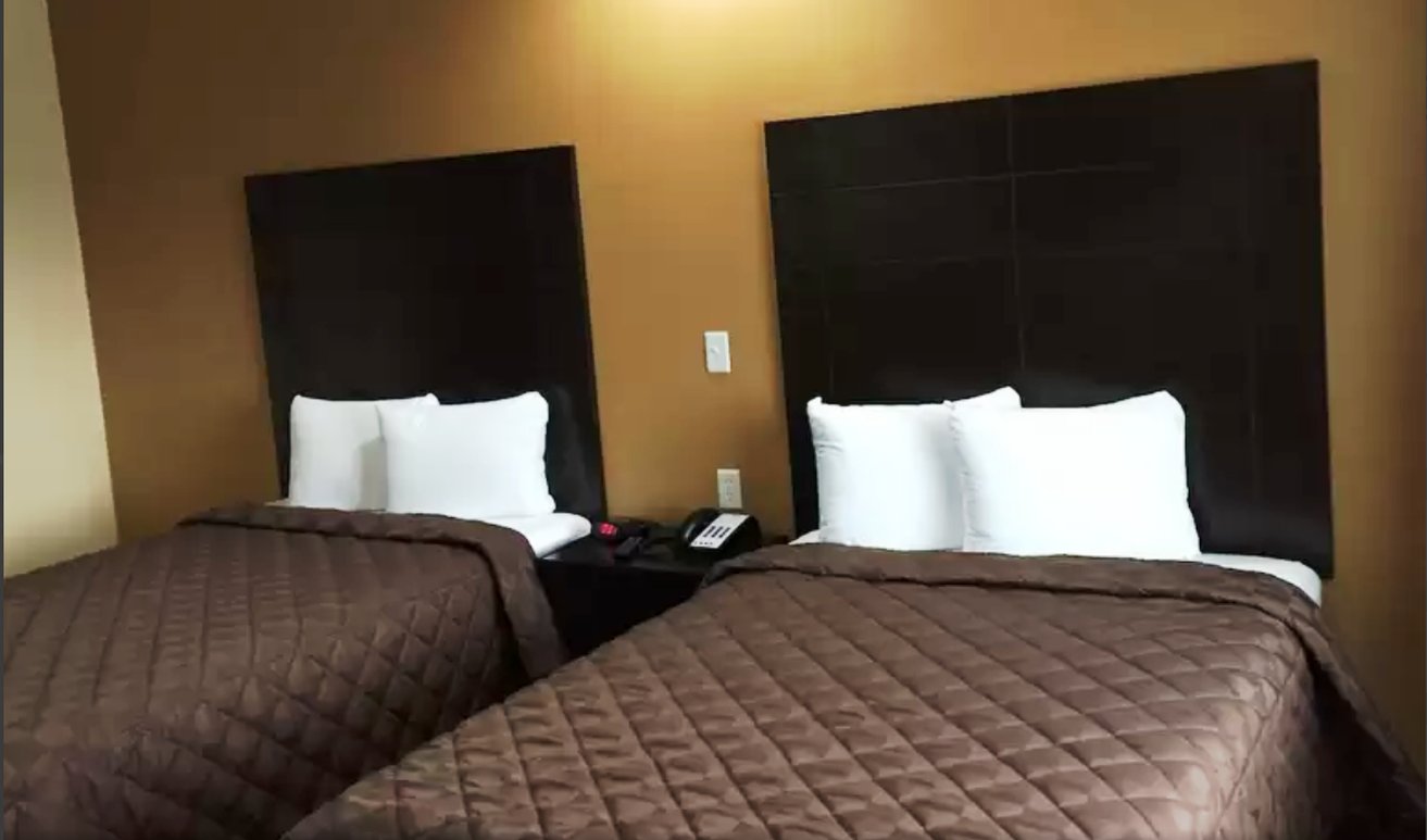 Downtowner Inns & Suites 6/16