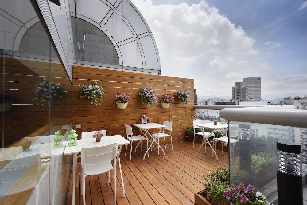 Eastin Taipei 5/71