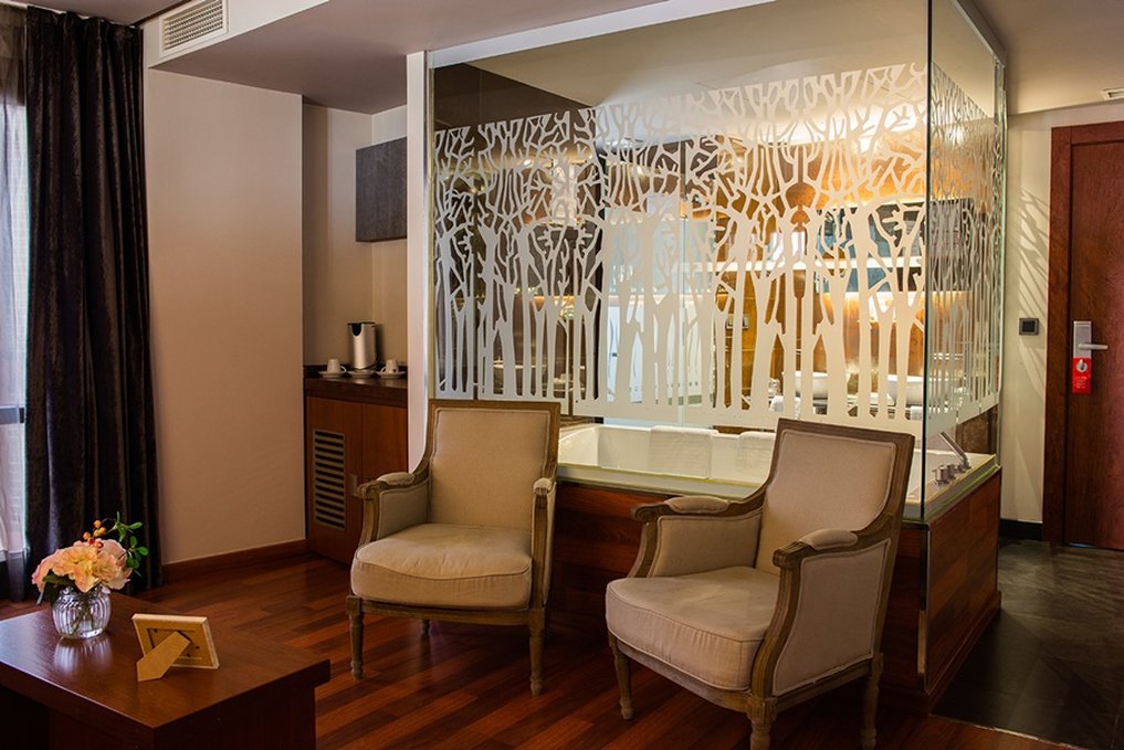 Hotel Sancho Abarca 27/44