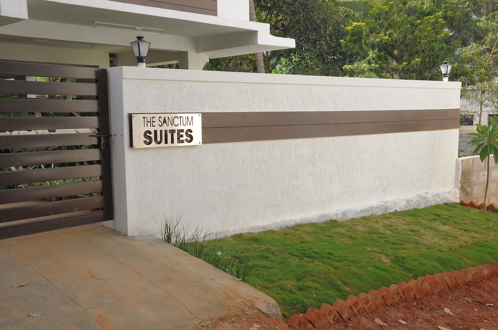 THE SANCTUM SUITES 6/43