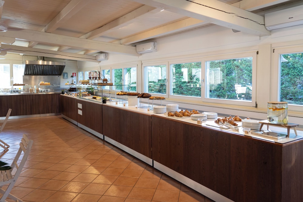 Club del Sole Adriano Family Collection 7/47