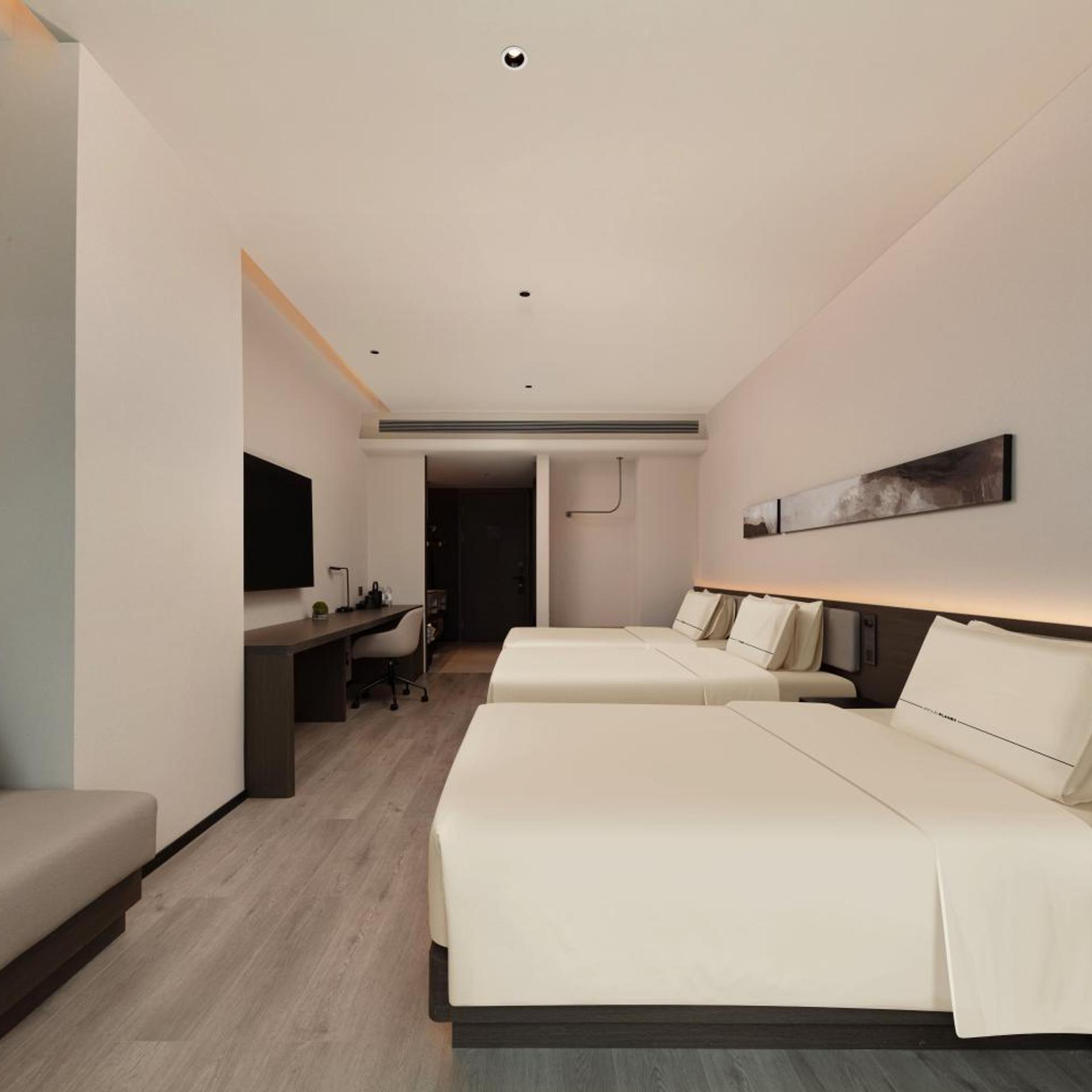 Guangzhou International Financial City Linjiang Avenue Atour Hotel 10/50