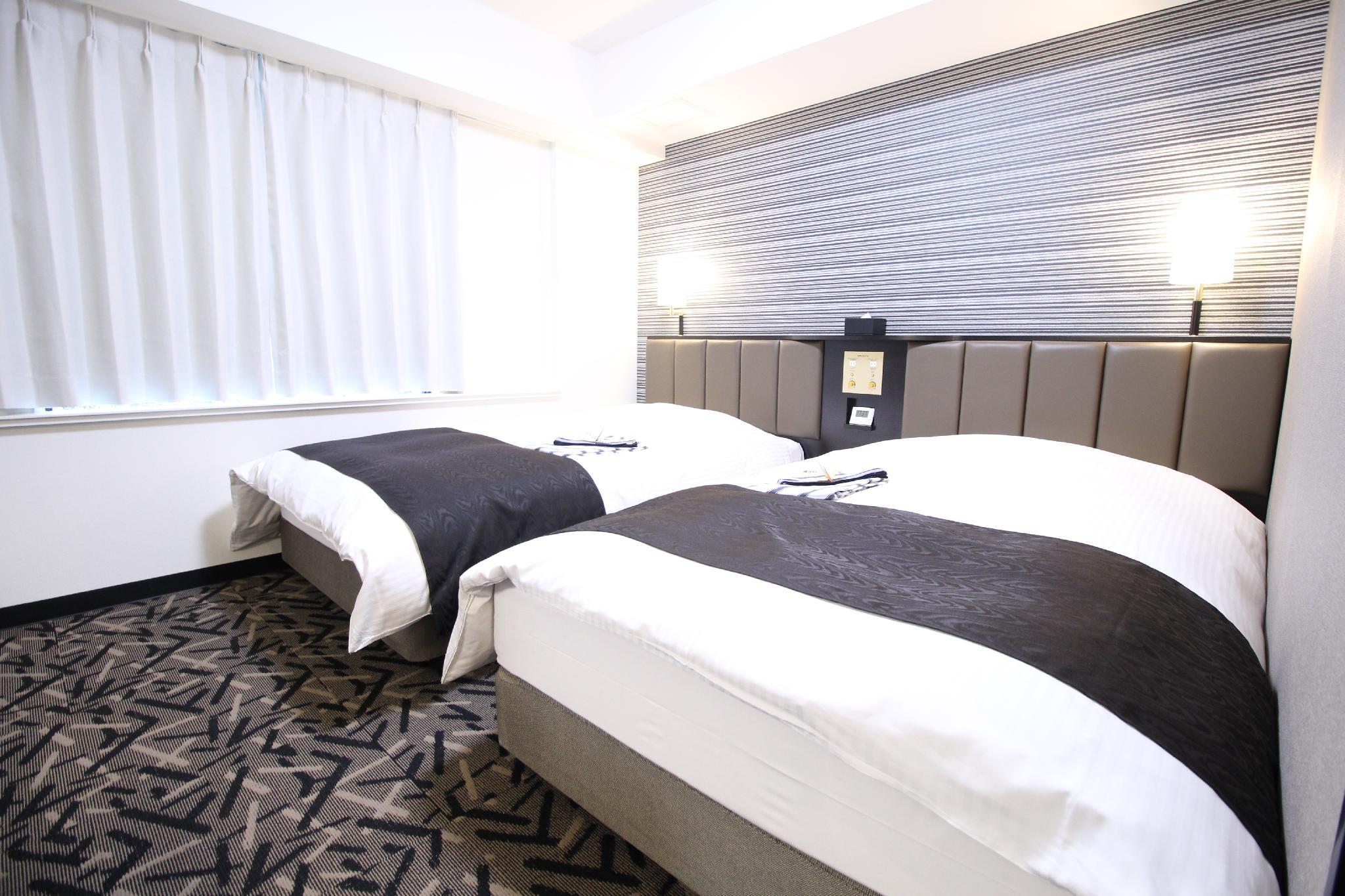 Semi Room, 2 Semi Double Beds