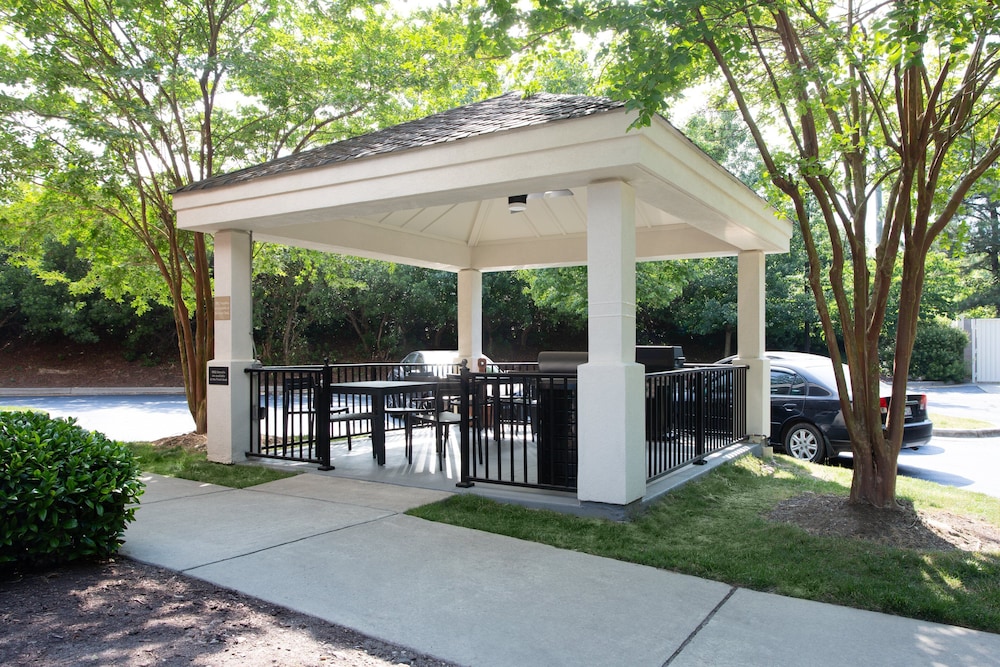 Candlewood Suites Apex Raleigh Area 4/50