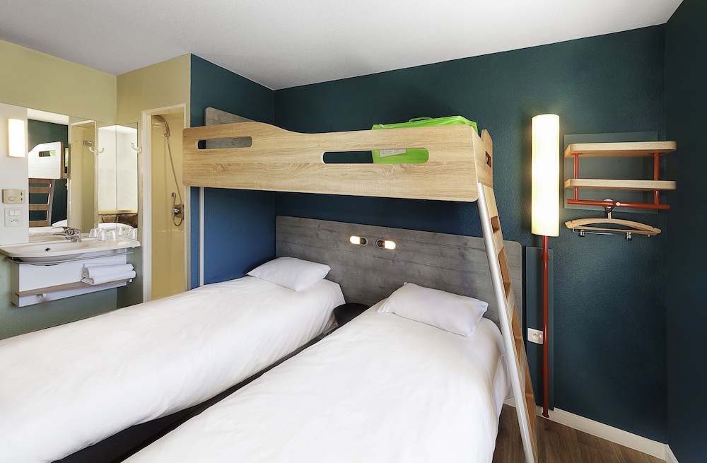 Ibis Budget Bordeaux Centre Gare Saint Jean 25/72
