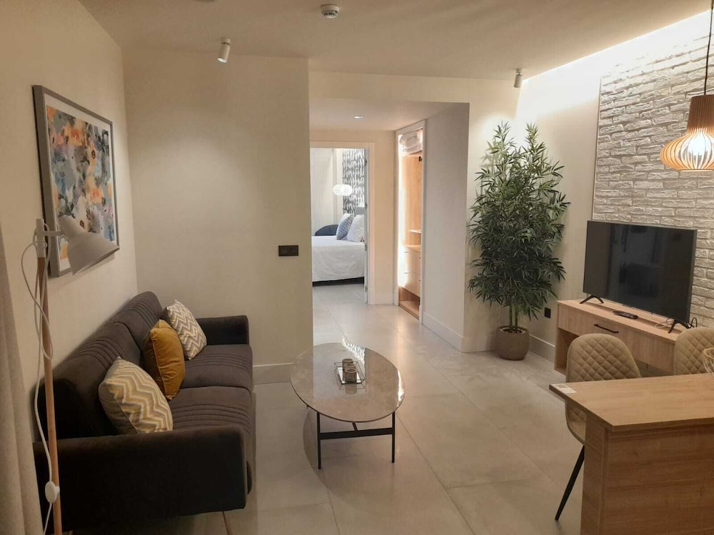 LA PUERTA DE NERJA HOSTAL BOUTIQUE 18/38