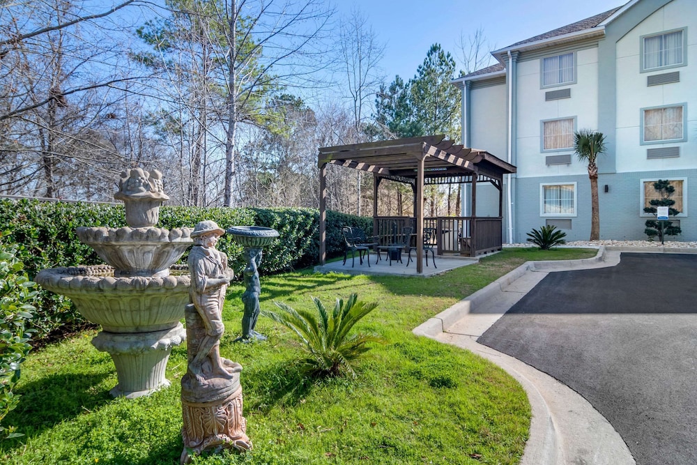 Comfort Inn And Suites Macon 36/40