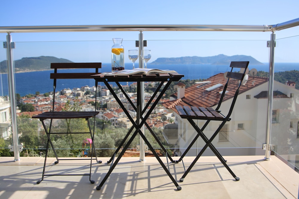 Saylam Suites 65/66