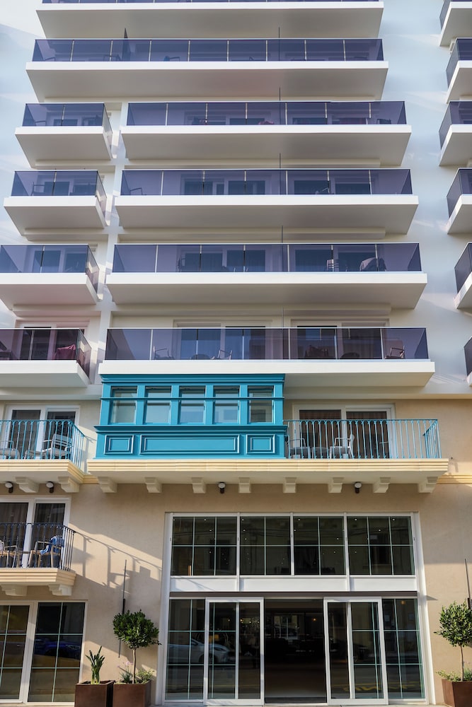 Novotel Malta Sliema 1/46