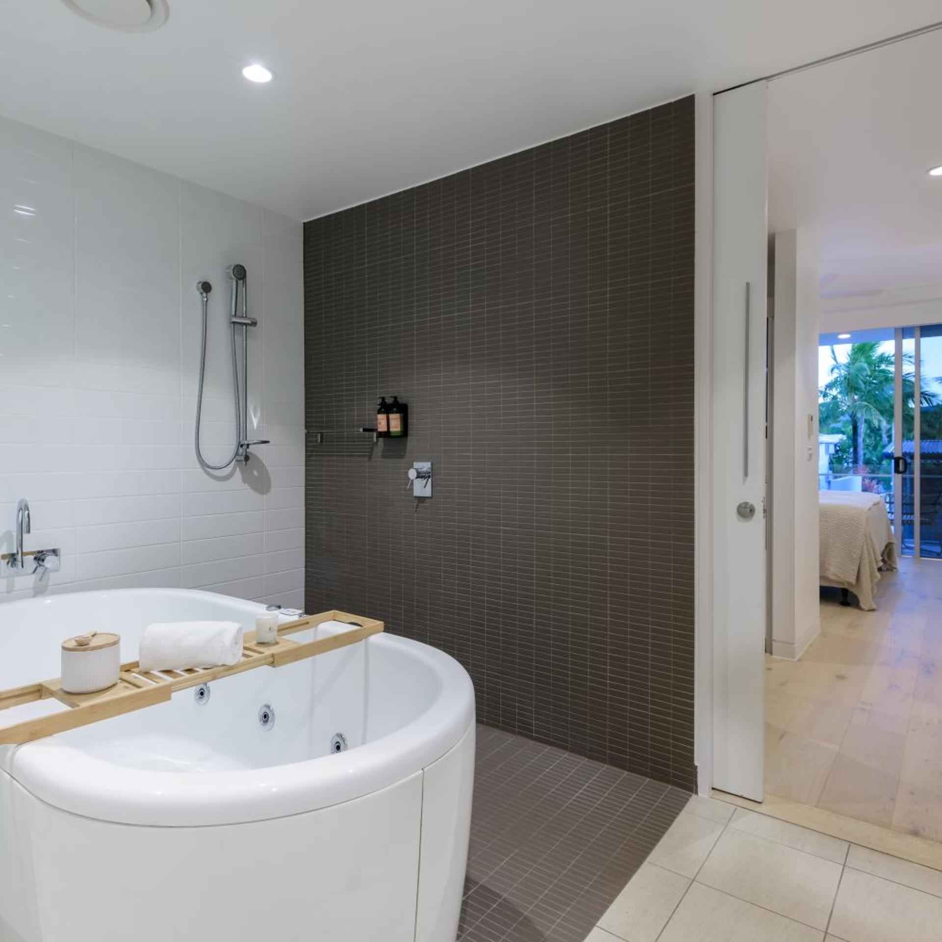 شقة ديلوكس بشرفة بـ5 غرف نوم، Coconut Grove Port Douglas 4/10